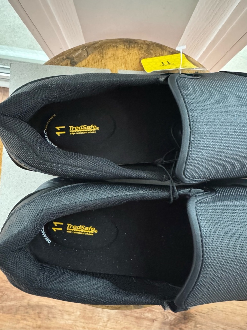 TredSafe Women's Sara II Slip-On Shoes Size 11 Black Slip-Resistant NWT - Picture 8 of 10